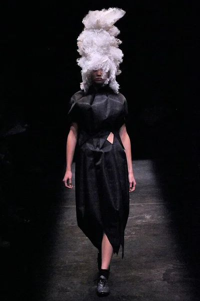 Look 2